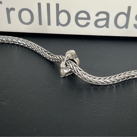 Trollbeads Retired Penguin & Baby Bead- 11283 - Picture 4 of 9